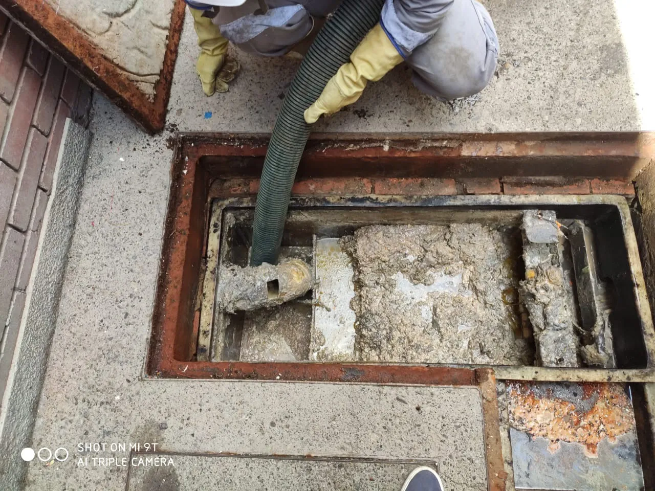 Limpieza de trampa de grasa en Bogotá - Proyecto 11